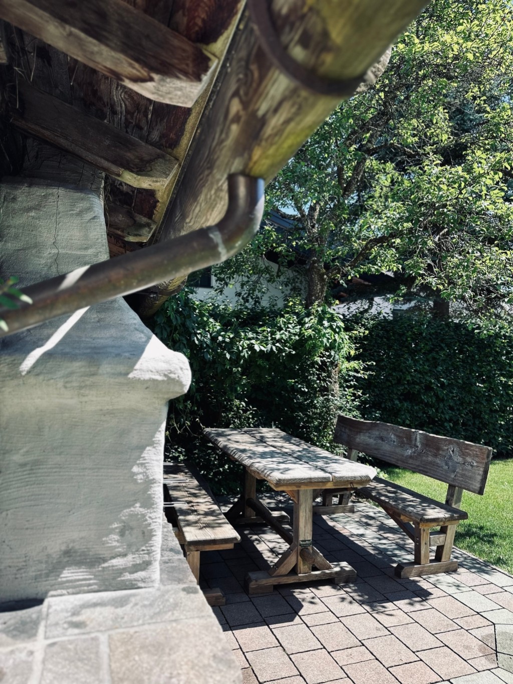 Grillplatz im Garten neben dem Troadkasten