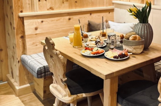 Frühstück im Aparthotel Steger